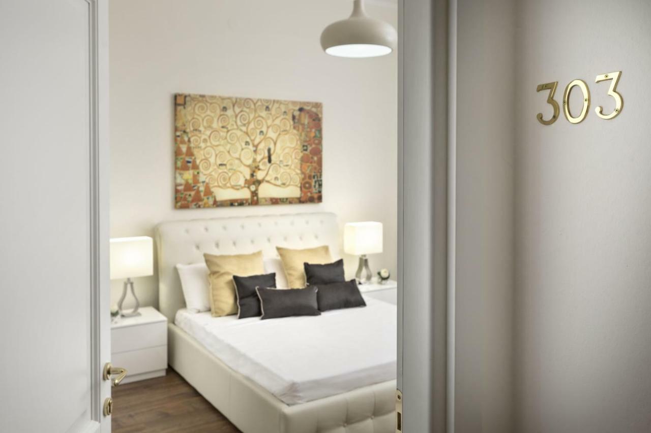 Luxury Rooms & Suites ออลเบีย ภายนอก รูปภาพ