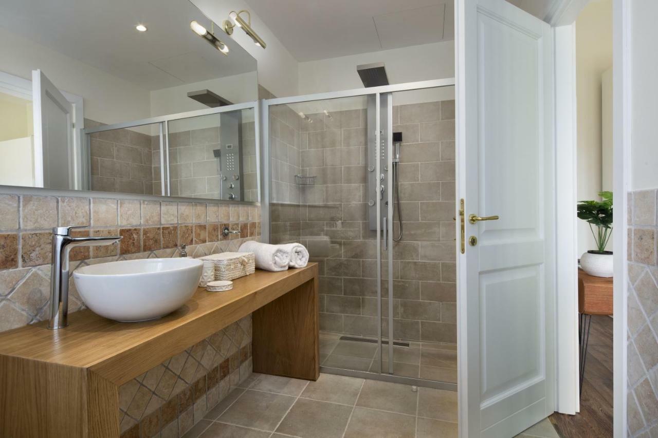 Luxury Rooms & Suites ออลเบีย ภายนอก รูปภาพ